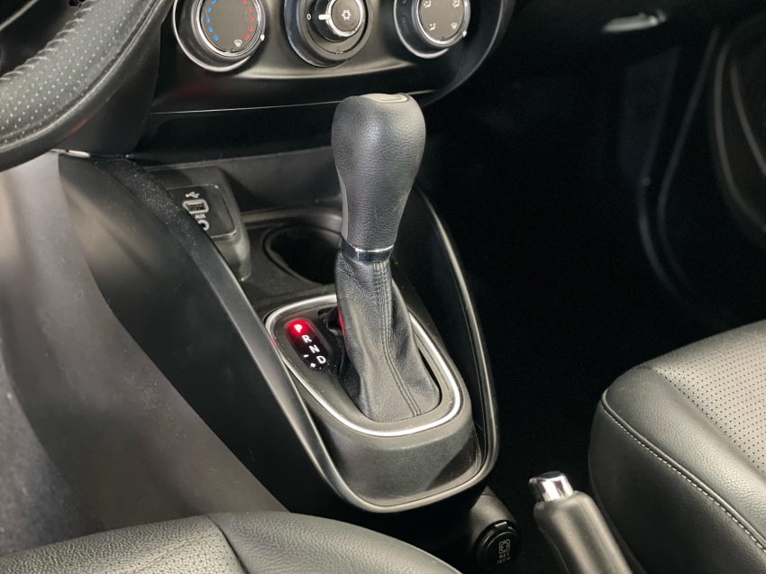 fiat argo 1.8 e.torq flex hgt at6 4p automatico 2018