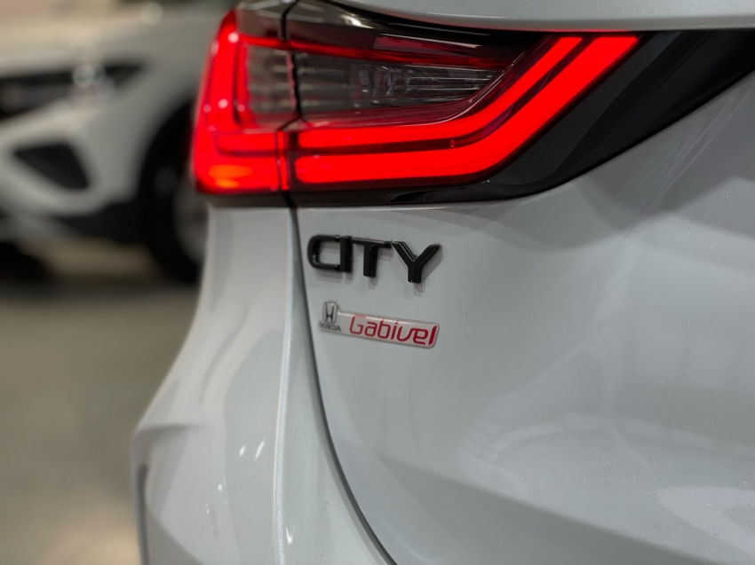 honda city 1.5 i-vtec flex hatch touring cvt 4p automatico 2022