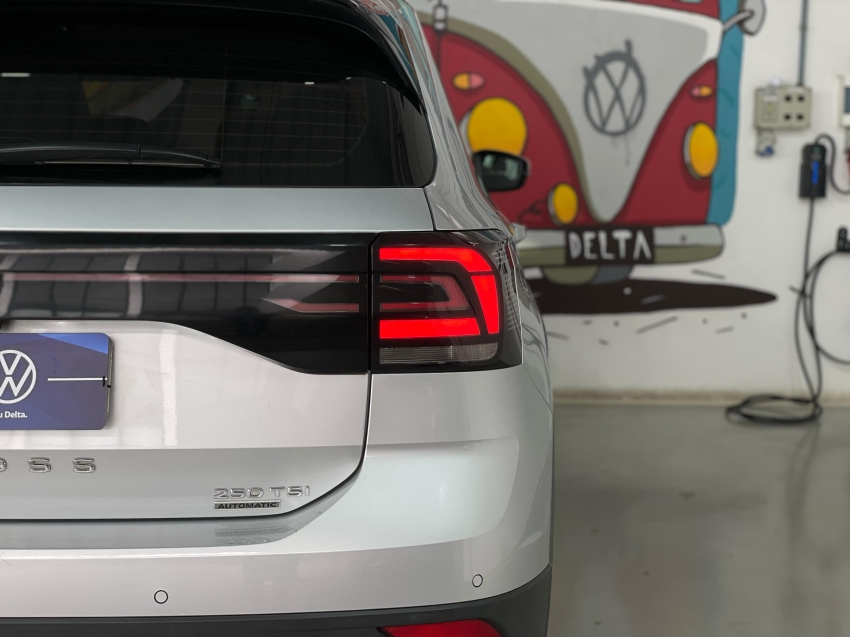 volkswagen t-cross 1.4 250 tsi total flex highline automatico 4p 2020