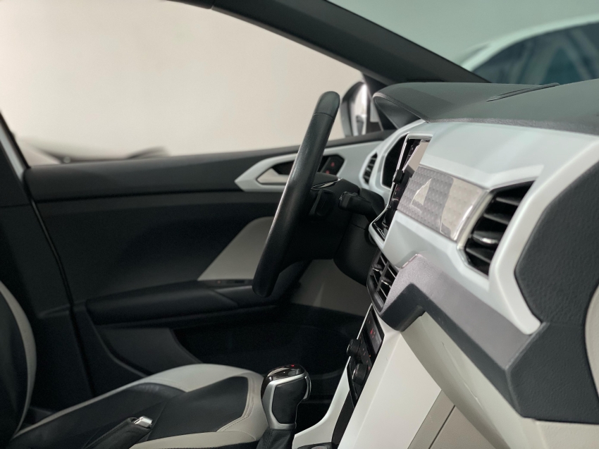 volkswagen t-cross 1.4 250 tsi total flex highline automatico 4p 2020