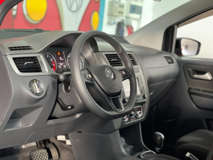 volkswagen fox 1.6 msi total flex connect 4p i-motion automatico 2019
