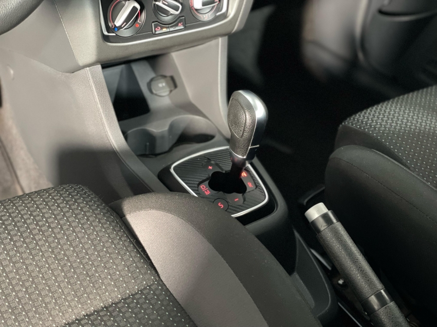 volkswagen fox 1.6 msi total flex connect 4p i-motion automatico 2019