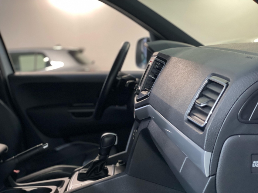 volkswagen amarok 3.0 v6 tdi diesel highline extreme cd 4motion automatico 4p 2023