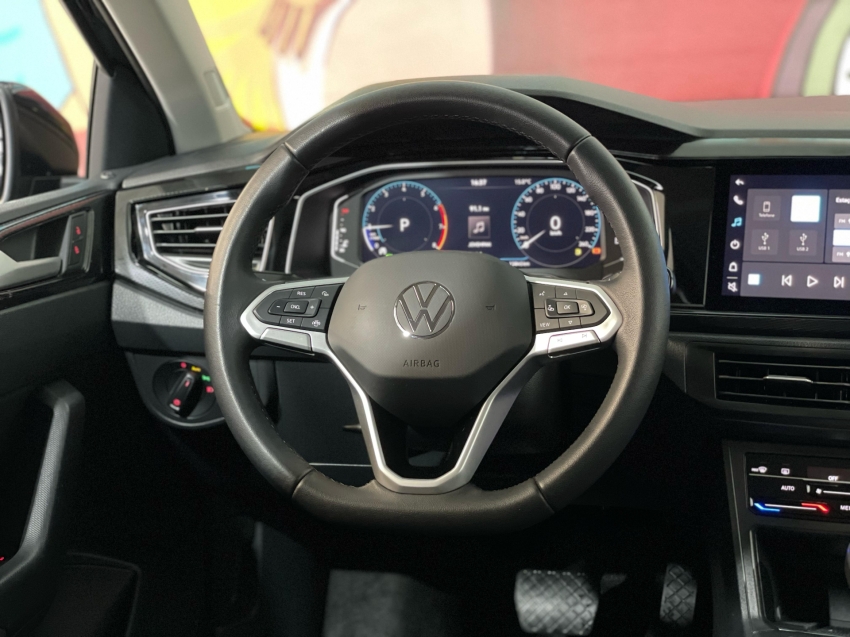 volkswagen polo 1.0 170 tsi highline automatico flex 4p 2025