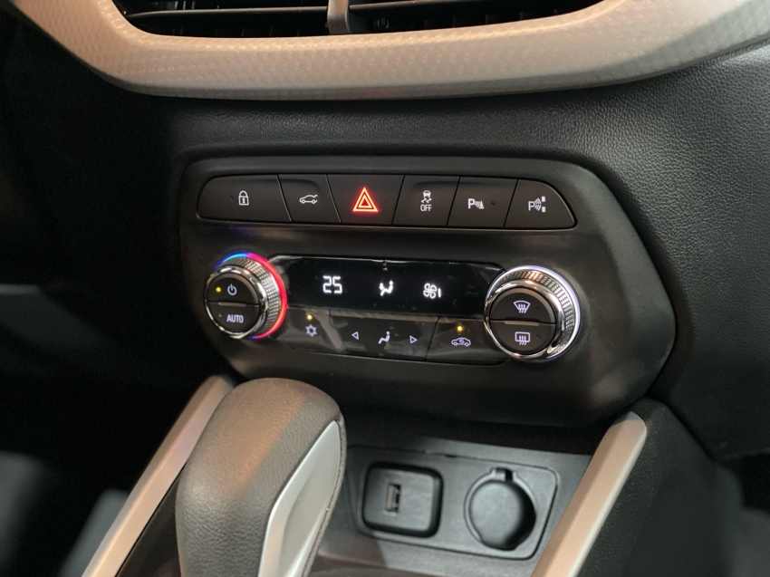 chevrolet onix 1.0 turbo flex plus premier automatico 4p 2025