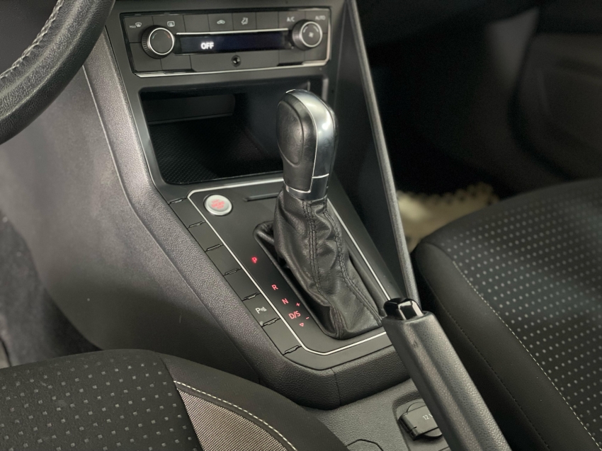 volkswagen virtus 1.0 200 tsi comfortline automatico flex 4p 2019