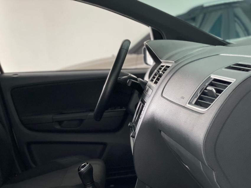 volkswagen fox 1.6 msi total flex xtreme 4p manual 2018