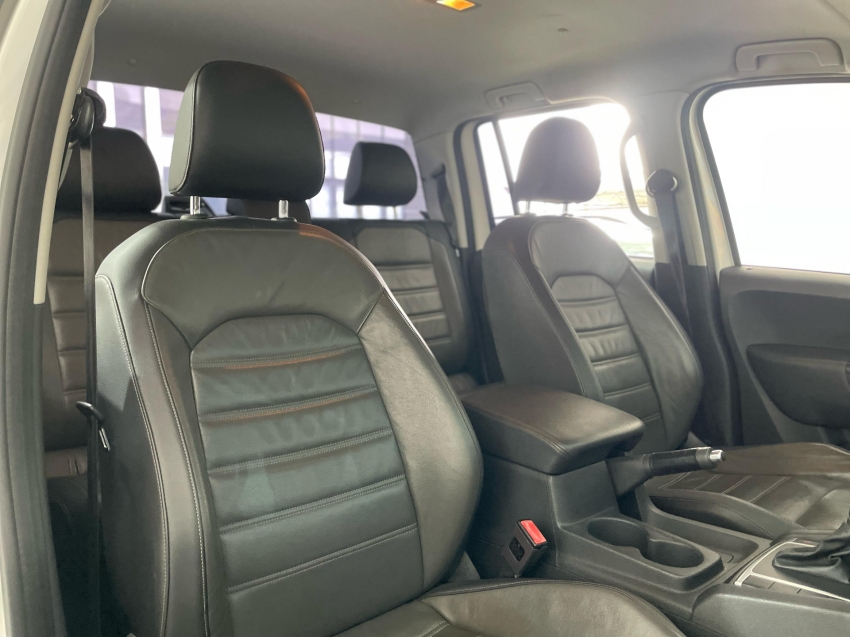 volkswagen amarok 3.0 v6 tdi diesel highline cd 4motion automatico 4p 2018
