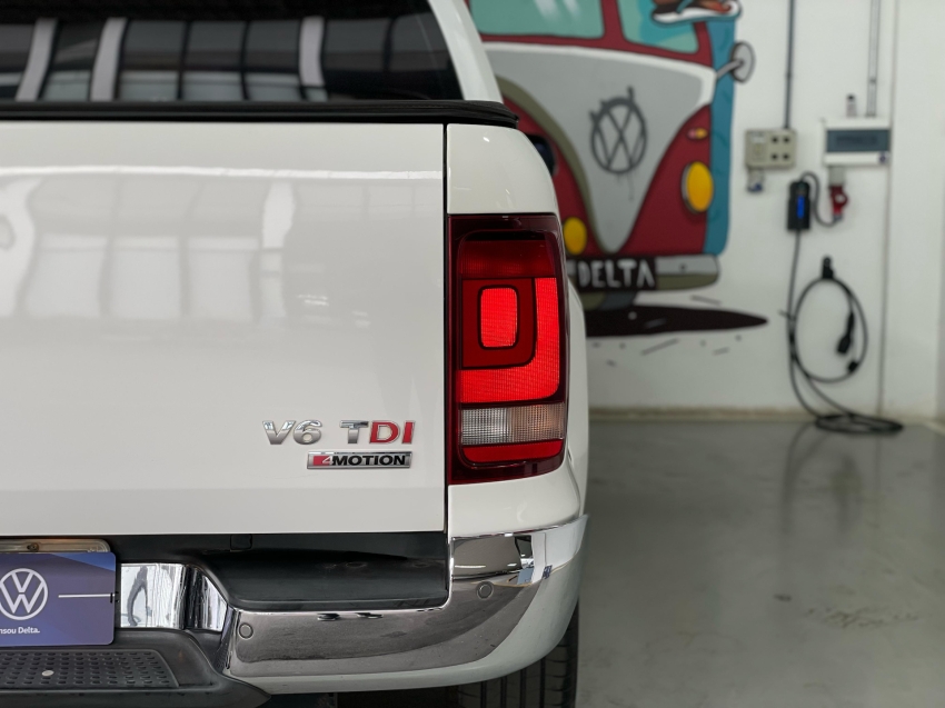 volkswagen amarok 3.0 v6 tdi diesel highline cd 4motion automatico 4p 2018