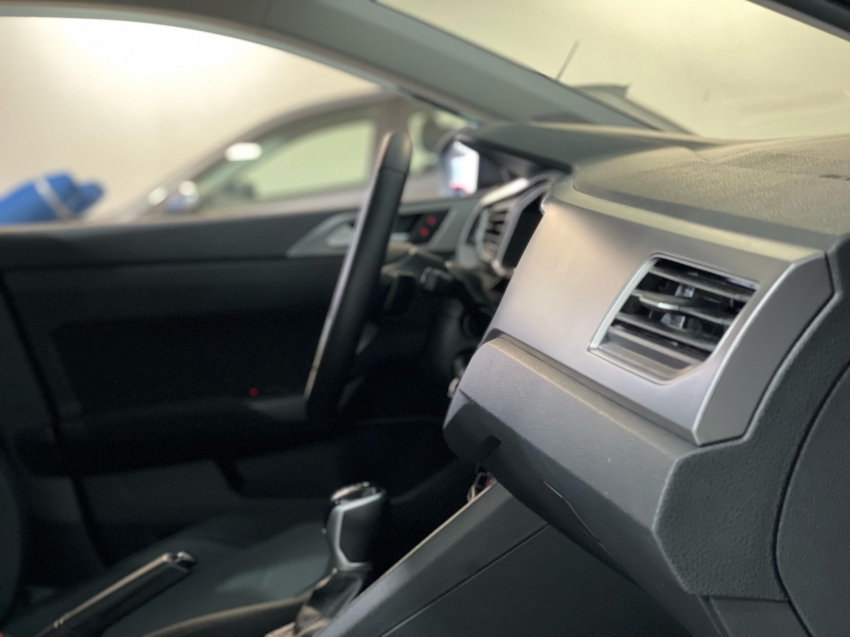 volkswagen nivus 1.0 200 tsi total flex comfortline automatico 4p 2024