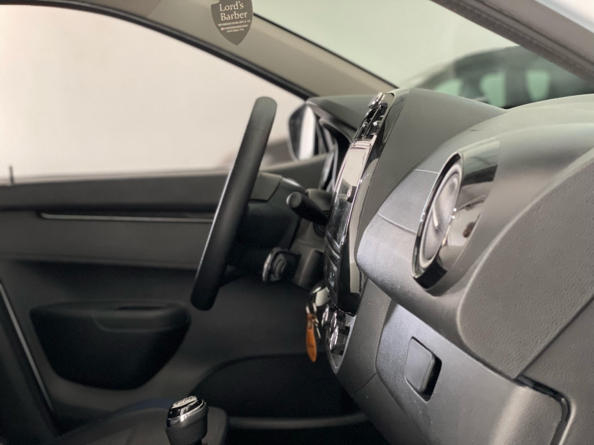 renault kwid 1.0 12v sce flex intense manual 4p 2025