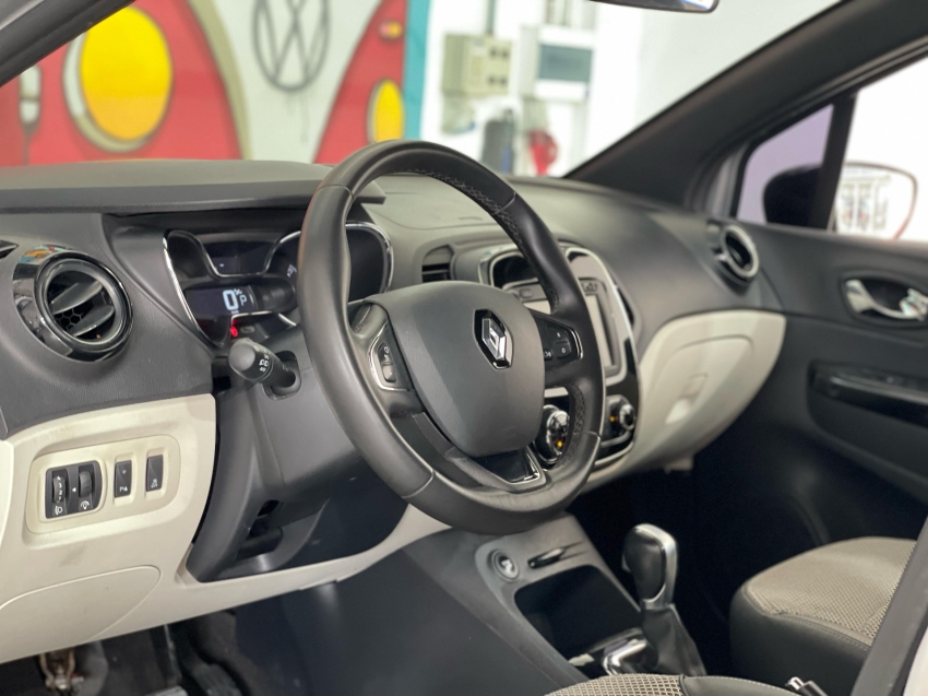 renault captur 1.6 16v sce flex intense x-tronic 4p automatico 2020