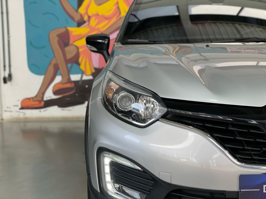 renault captur 1.6 16v sce flex intense x-tronic 4p automatico 2020