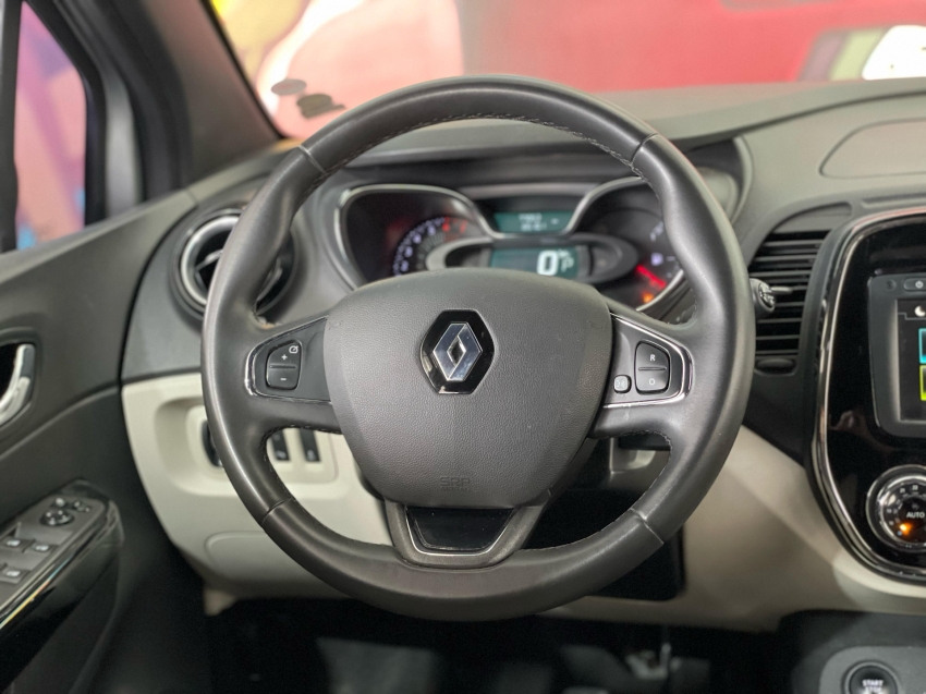 renault captur 1.6 16v sce flex intense x-tronic 4p automatico 2020