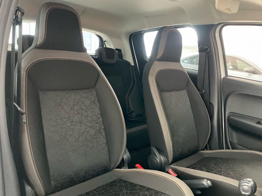fiat mobi 1.0 firefly flex trekking manual 4p 2025