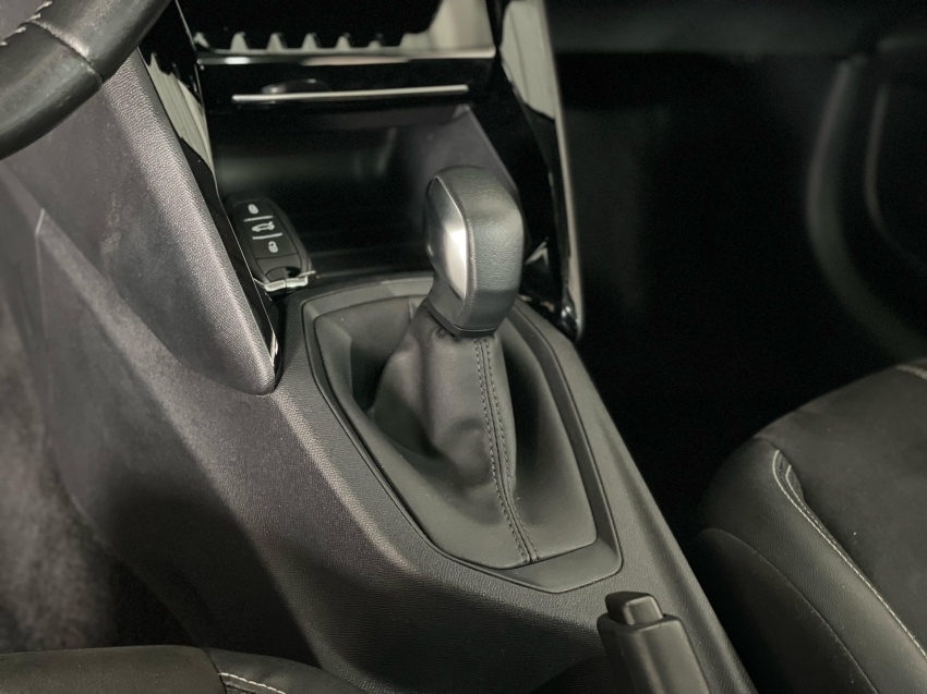 peugeot 208 1.6 16v flex griffe at6 4p automatico 2021
