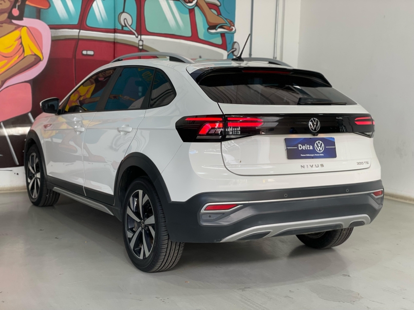 volkswagen nivus 1.0 200 tsi total flex highline automatico 4p 2023