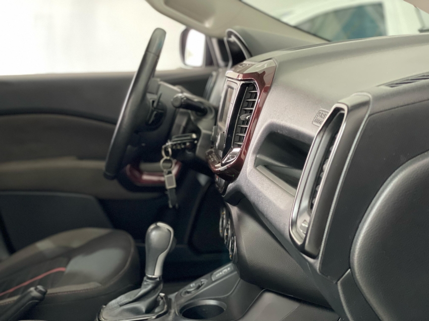 fiat toro 1.8 16v evo flex freedom at6 4p automatico 2019