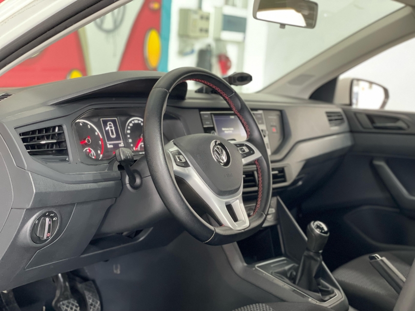 volkswagen polo 1.0 mpi total flex manual 4p 2020