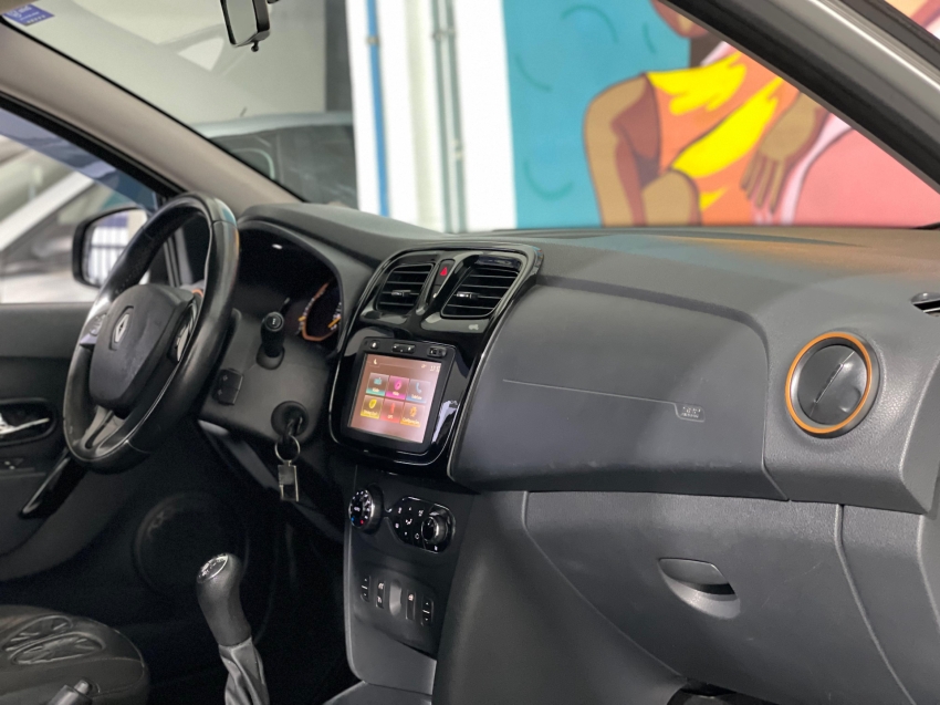 renault sandero 1.6 16v sce flex stepway easy-r 4p semiautomatico 2018