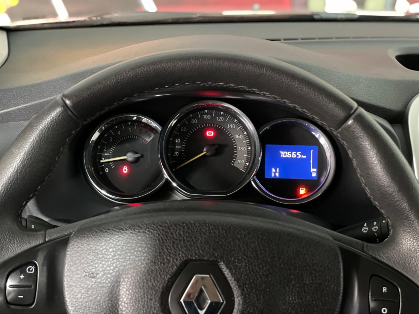 renault sandero 1.6 dynamique 8v flex 4p manual 2015