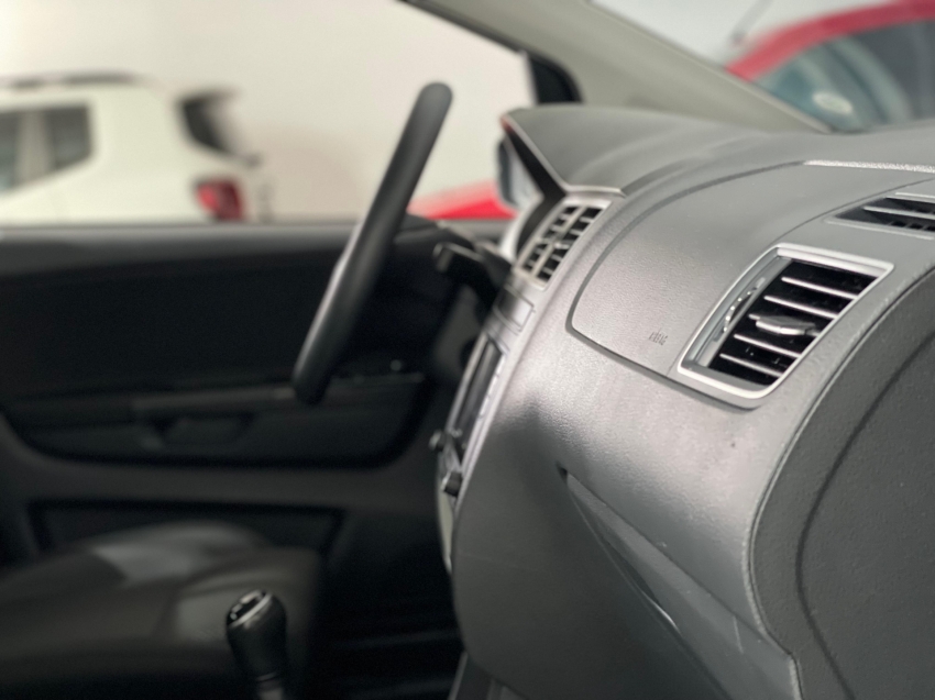 volkswagen fox 1.6 msi total flex connect 4p manual 2019