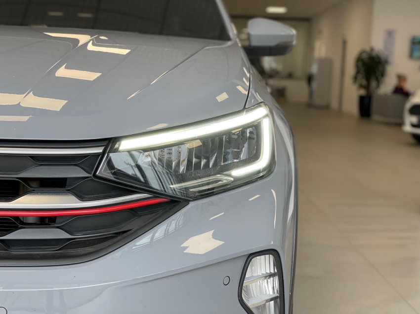 volkswagen nivus 1.0 200 tsi total flex highline automatico 4p 2023