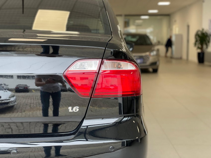 volkswagen voyage 1.6 mi 8v flex 4p manual 2014