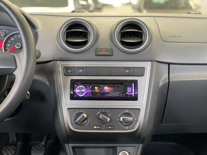 volkswagen voyage 1.6 mi 8v flex 4p manual 2014