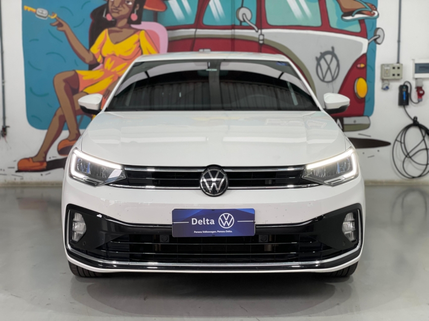 volkswagen virtus 1.0 200 tsi highline automatico flex 4p 2025