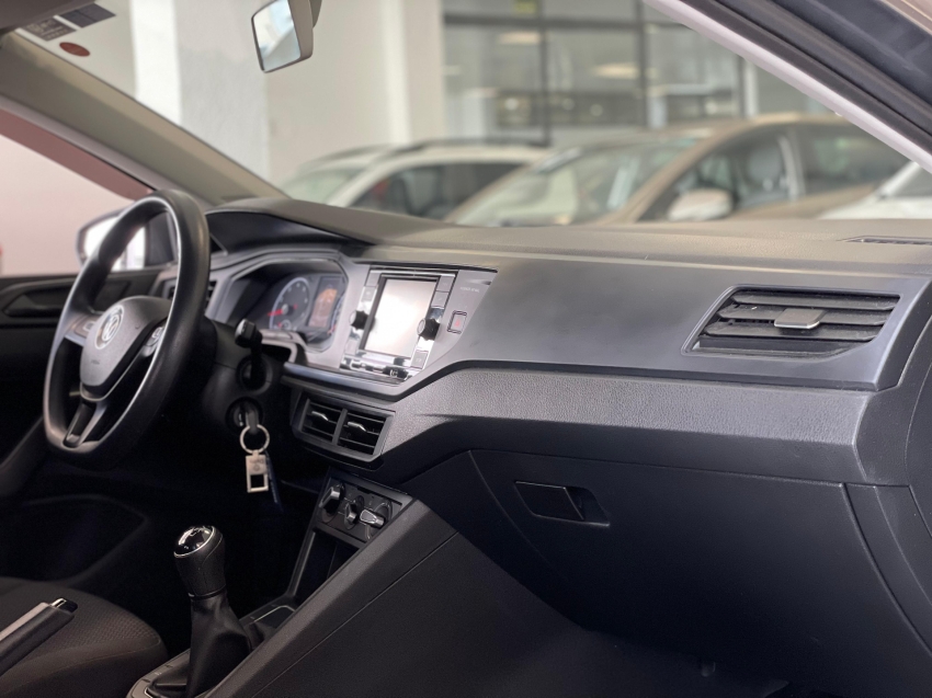 volkswagen polo 1.0 mpi total flex manual 4p 2022