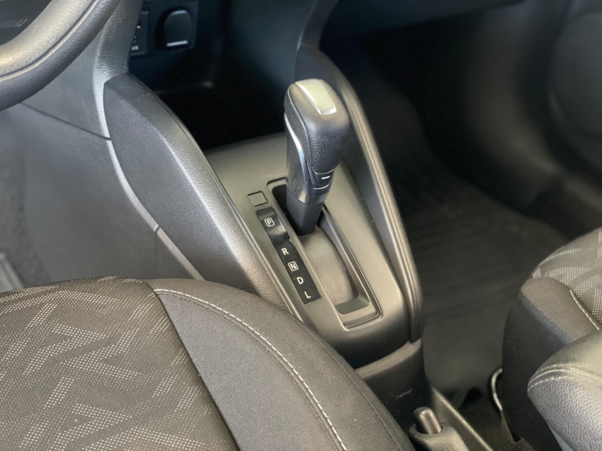 nissan kicks 1.6 16v flexstart active xtronic flex 4p automatico 2021