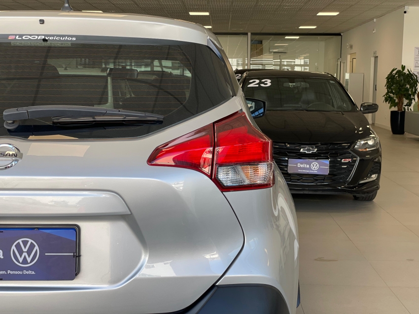 nissan kicks 1.6 16v flexstart active xtronic flex 4p automatico 2021
