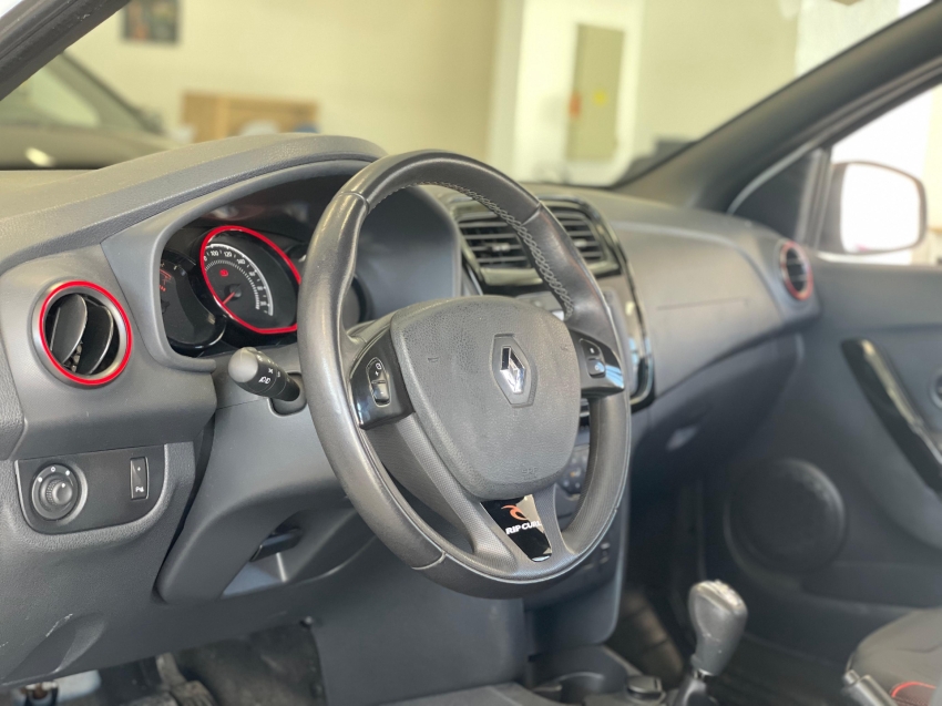 renault sandero 1.6 stepway rip curl 8v flex 4p automatizado semiautomatico 2016