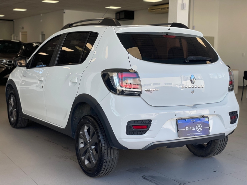 renault sandero 1.6 stepway rip curl 8v flex 4p automatizado semiautomatico 2016