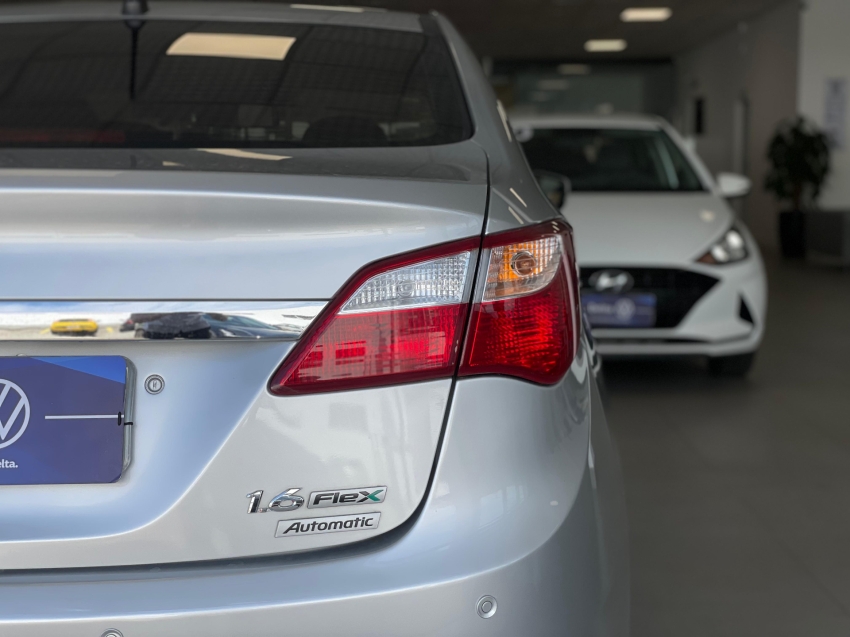 hyundai hb20s 1.6 comfort plus 16v flex 4p automatico 2015