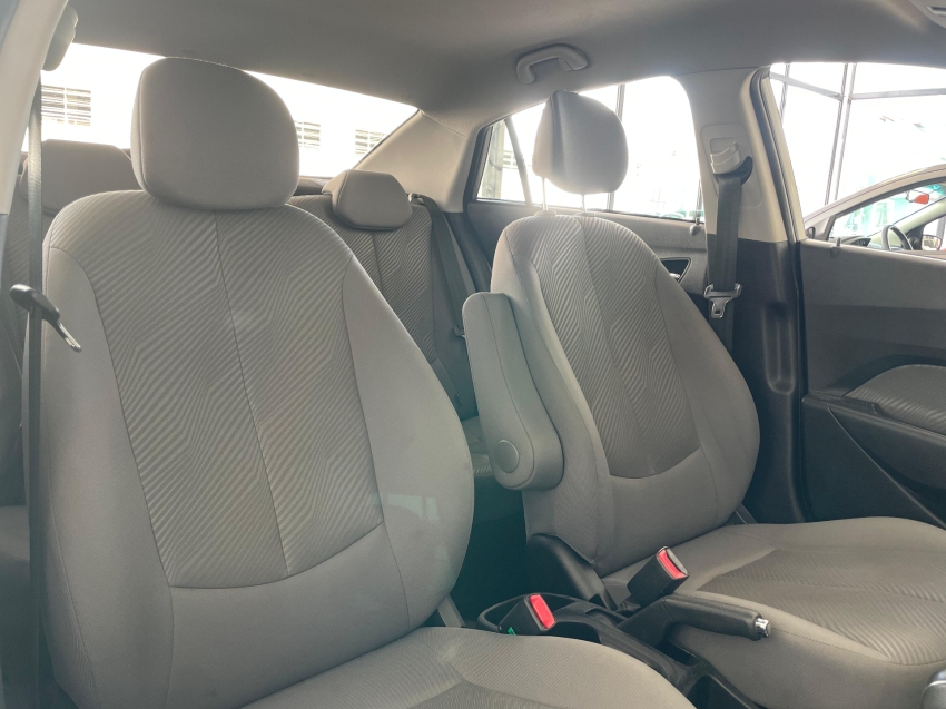hyundai hb20s 1.6 comfort plus 16v flex 4p automatico 2015