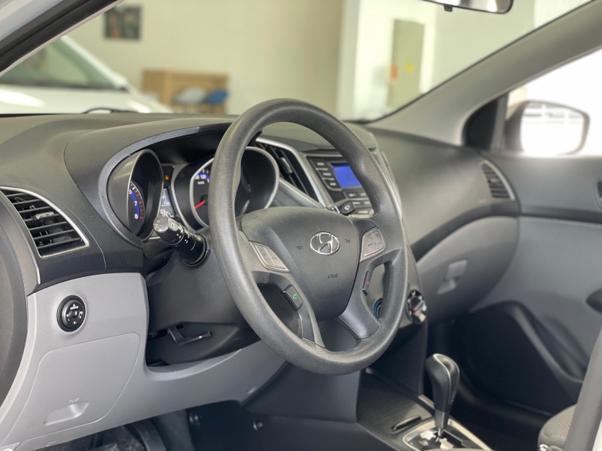 hyundai hb20s 1.6 comfort plus 16v flex 4p automatico 2015