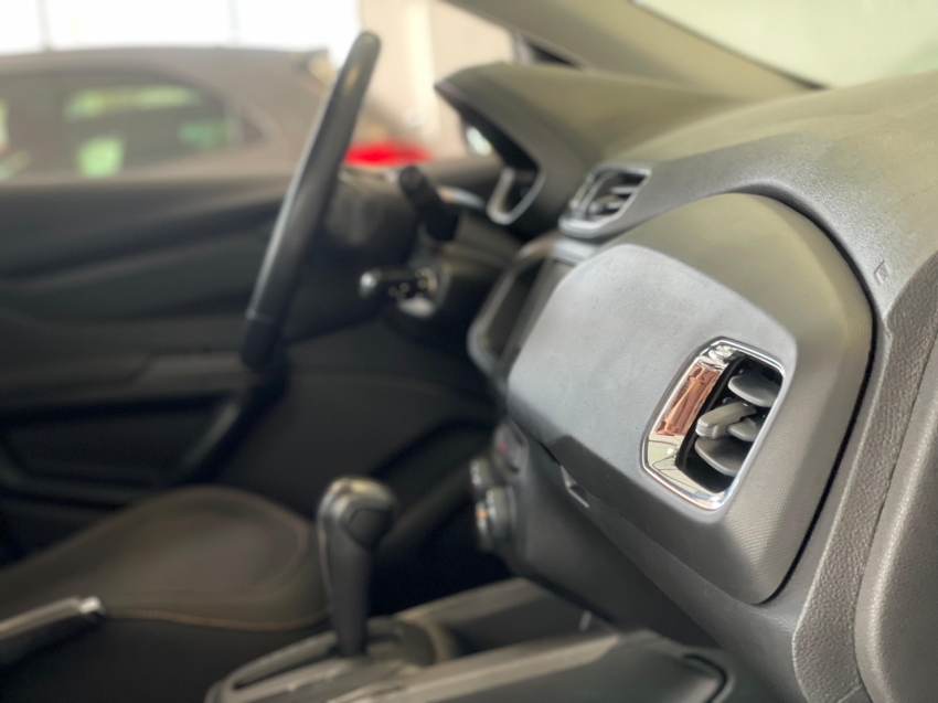 chevrolet onix 1.4 mpfi ltz 8v flex 4p automatico 2015