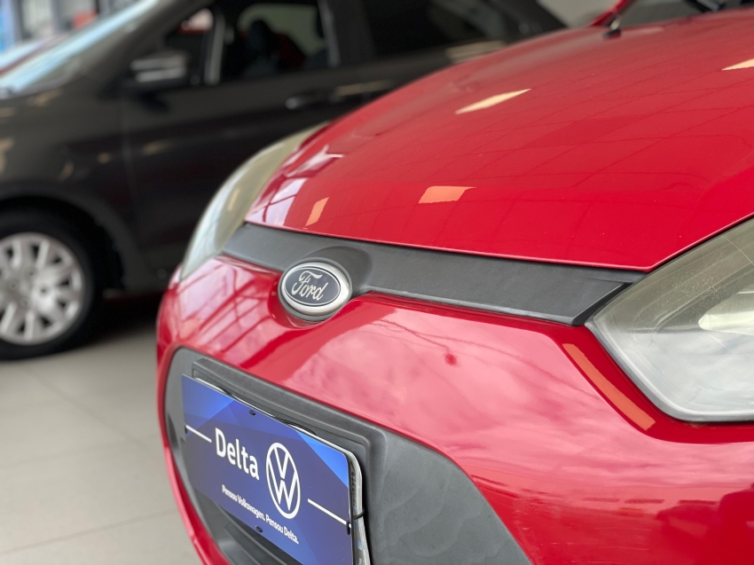 ford fiesta 1.0 rocam hatch 8v flex 4p manual 2011