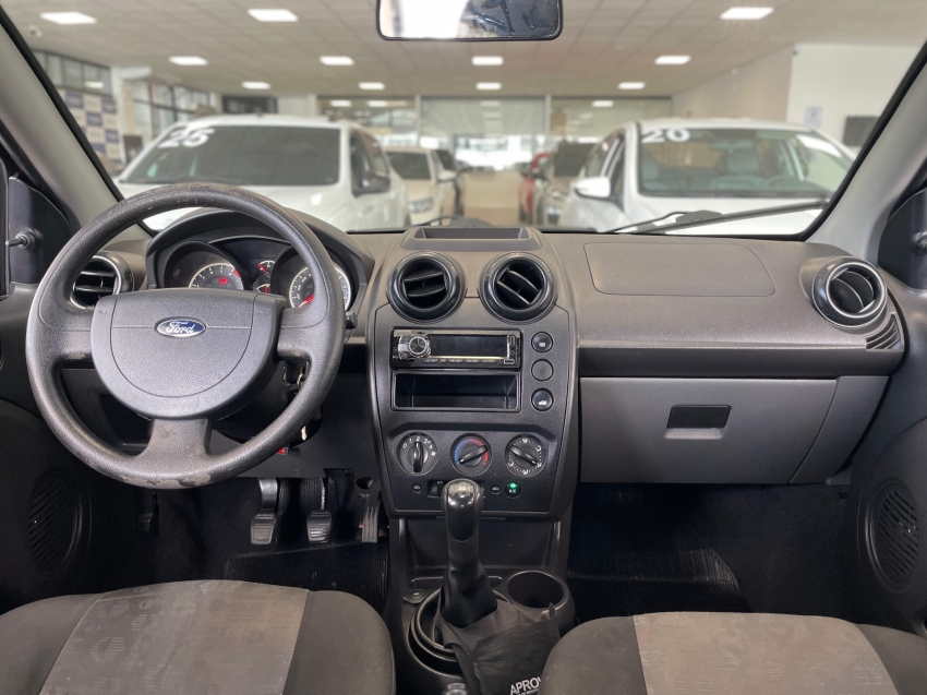 ford fiesta 1.0 rocam hatch 8v flex 4p manual 2011