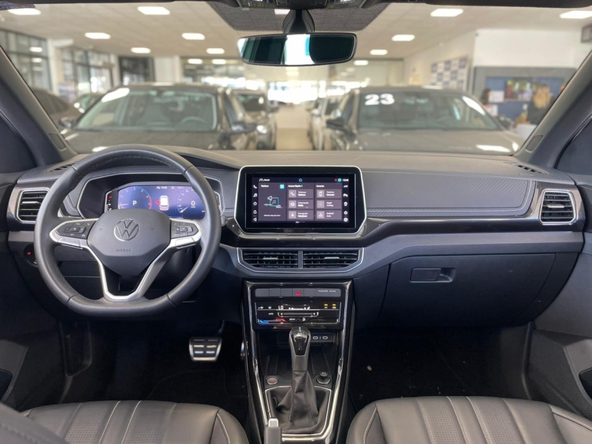 volkswagen t-cross 1.4 250 tsi total flex highline automatico 4p 2025