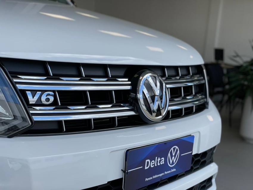 volkswagen amarok 3.0 v6 tdi diesel highline cd 4motion automatico 4p 2023