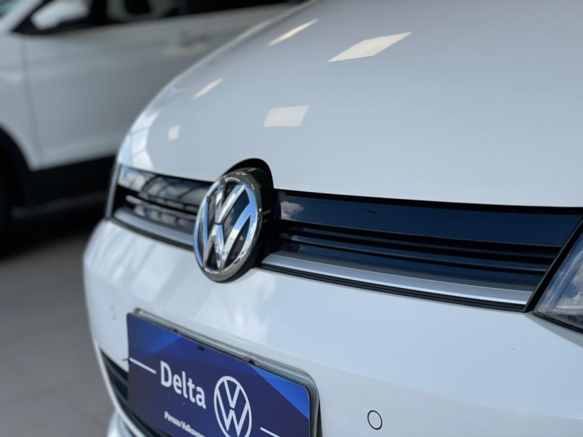 volkswagen fox 1.0 mpi track 12v flex 4p manual 2017