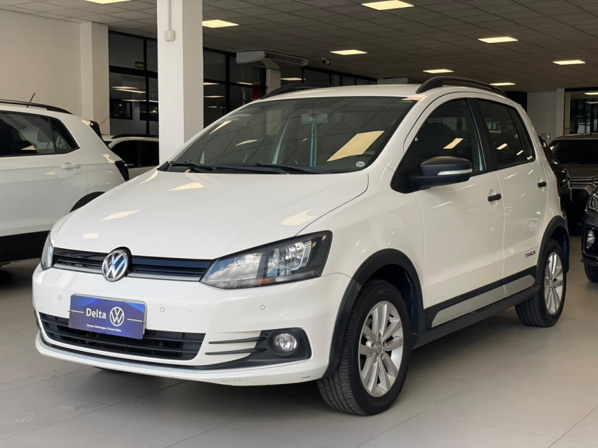 volkswagen fox 1.0 mpi track 12v flex 4p manual 2017 volkswagen fox 1.0 mpi track 12v flex 4p manual 2017