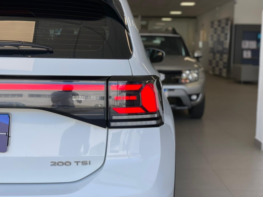 volkswagen t-cross 1.0 200 tsi total flex automatico 4p 2025