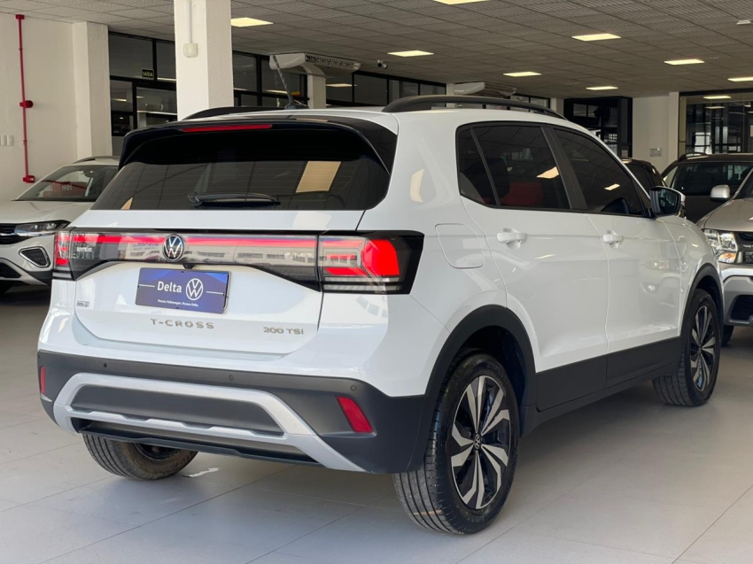 volkswagen t-cross 1.0 200 tsi total flex automatico 4p 2025