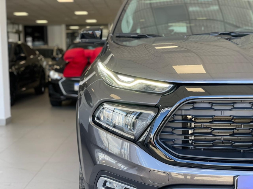 fiat toro 1.3 turbo 270 flex freedom at6 4p automatico 2025