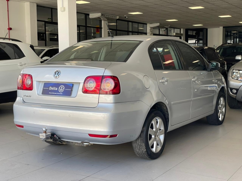 volkswagen polo 1.6 mi 8v flex 4p manual 2013