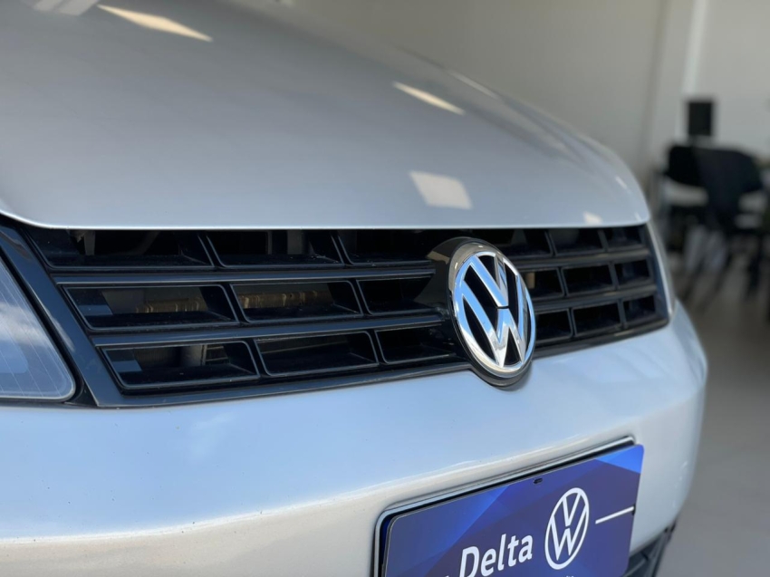 volkswagen polo 1.6 mi 8v flex 4p manual 2013